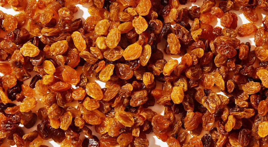 Калорійність ізюму: скільки калорій в ізюмі і як він впливає на фігуру Калорійність ізюму: скільки калорій в ізюмі і як він впливає на фігуру
